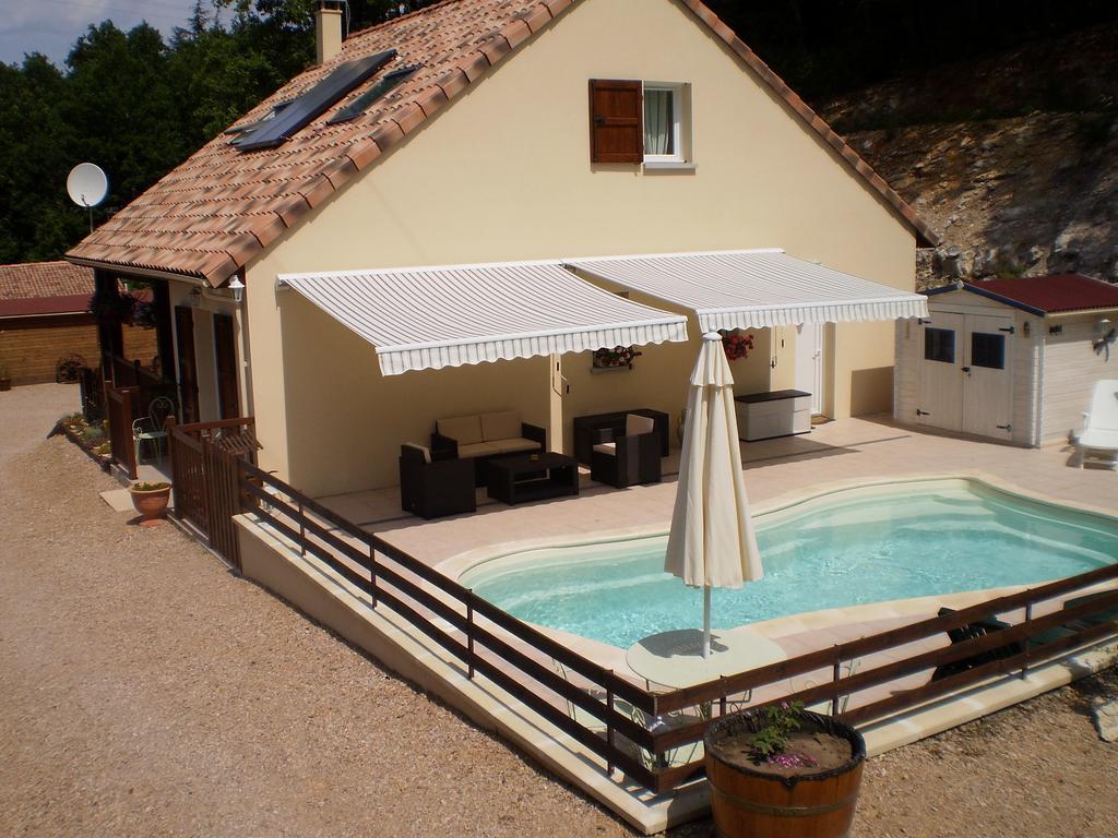 Les Roziers - Roulotte Acomodação com café da manhã Bagnac Exterior foto
